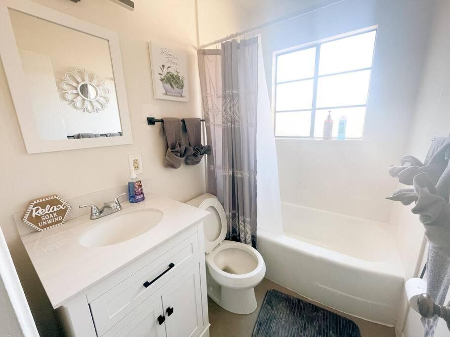 Pet Friendly! Private Casita In Nob Hill Βίλα Αλμπουκέρκι Εξωτερικό φωτογραφία