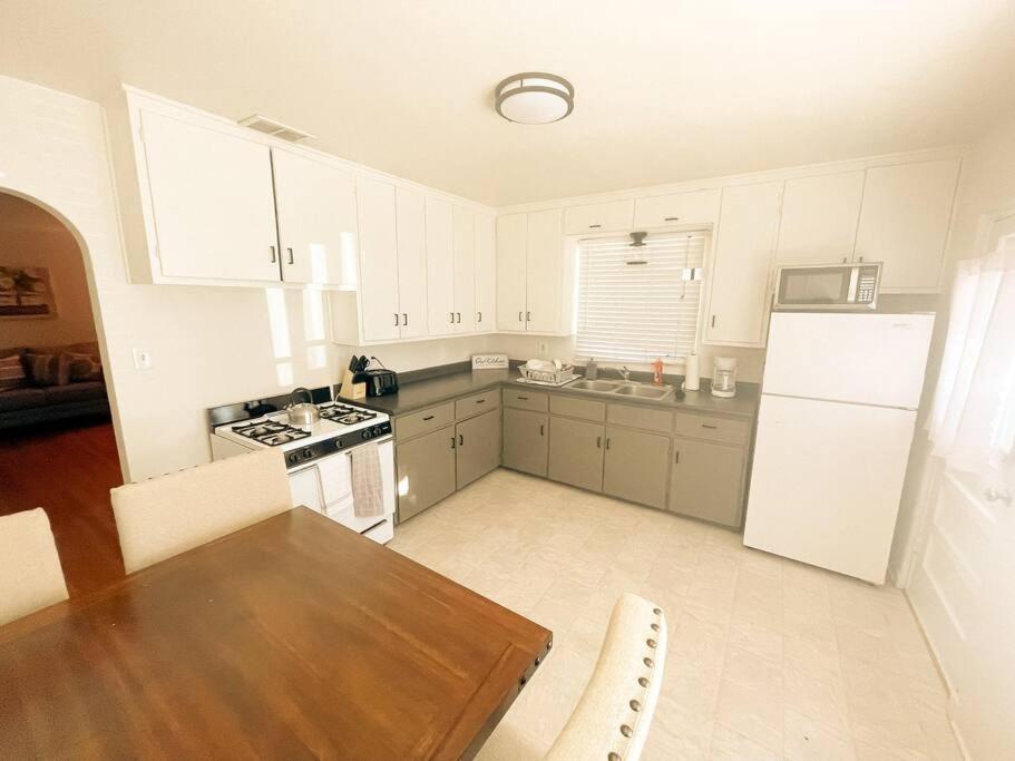 Pet Friendly! Private Casita In Nob Hill Βίλα Αλμπουκέρκι Εξωτερικό φωτογραφία